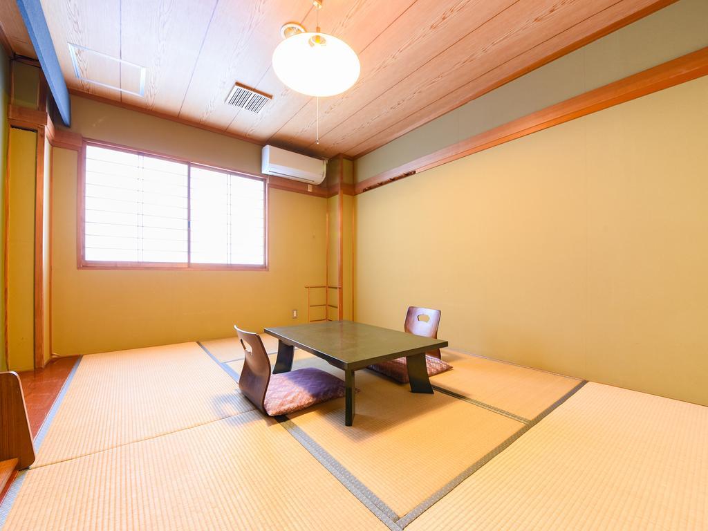 Ryokan Marue Honkan Hotell Hitoyoshi Exteriör bild